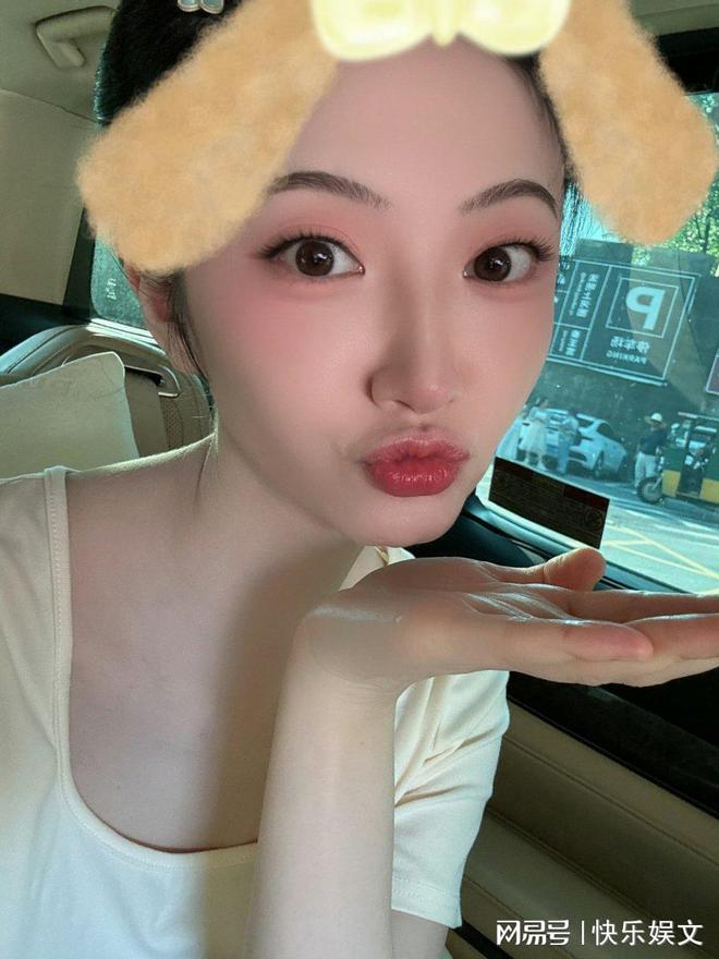 上房车教导大家要好好学习景甜真的太甜爱游戏app体育景甜把全部高中粉丝喊(图3)
